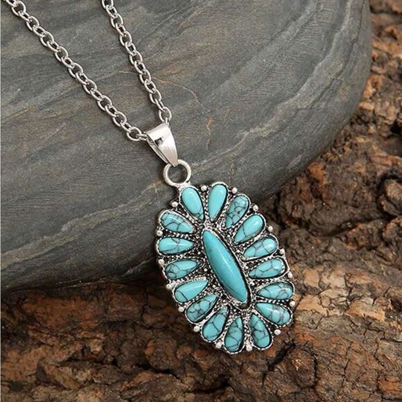Turquoise Pendant Necklace - Picture 2 of 9